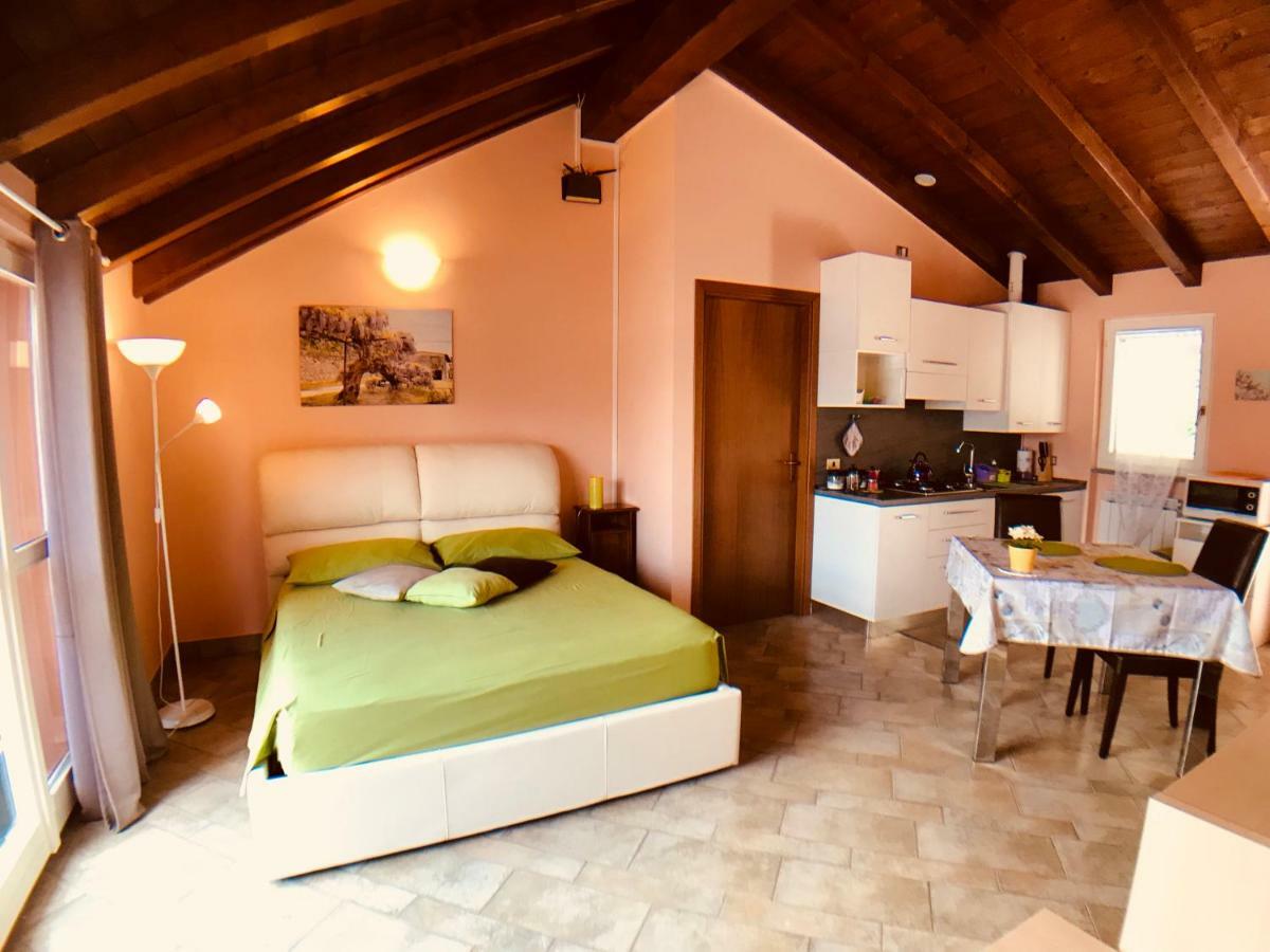 New Attic Lake View 2 فارينا المظهر الخارجي الصورة